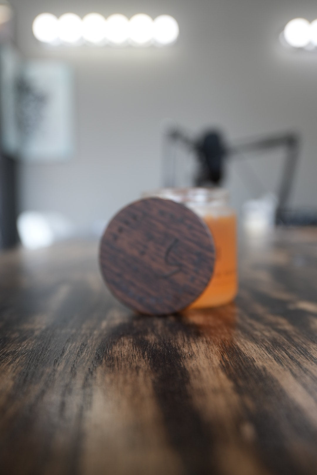 Beehive Bond Polish Pomade